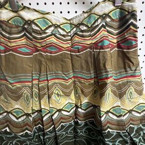 “Down east” basics A line print skirt